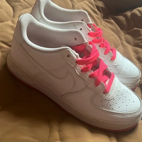 Nike Shoes Nike Air Force Size 6y385 Poshmark